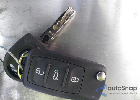 2017 Volkswagen Tiguan 2.0T Wolfsburg Edition z USA, uszkodzony, nr VIN WVGRV7AX7HK005415